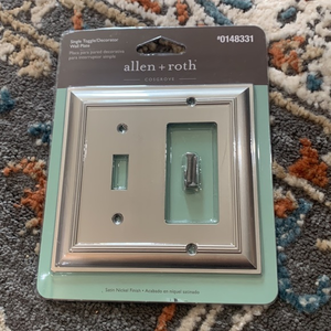 Allen + Roth Cosgrove Decorator Wall Plate Satin‎ Nickel 2-gang Single Round